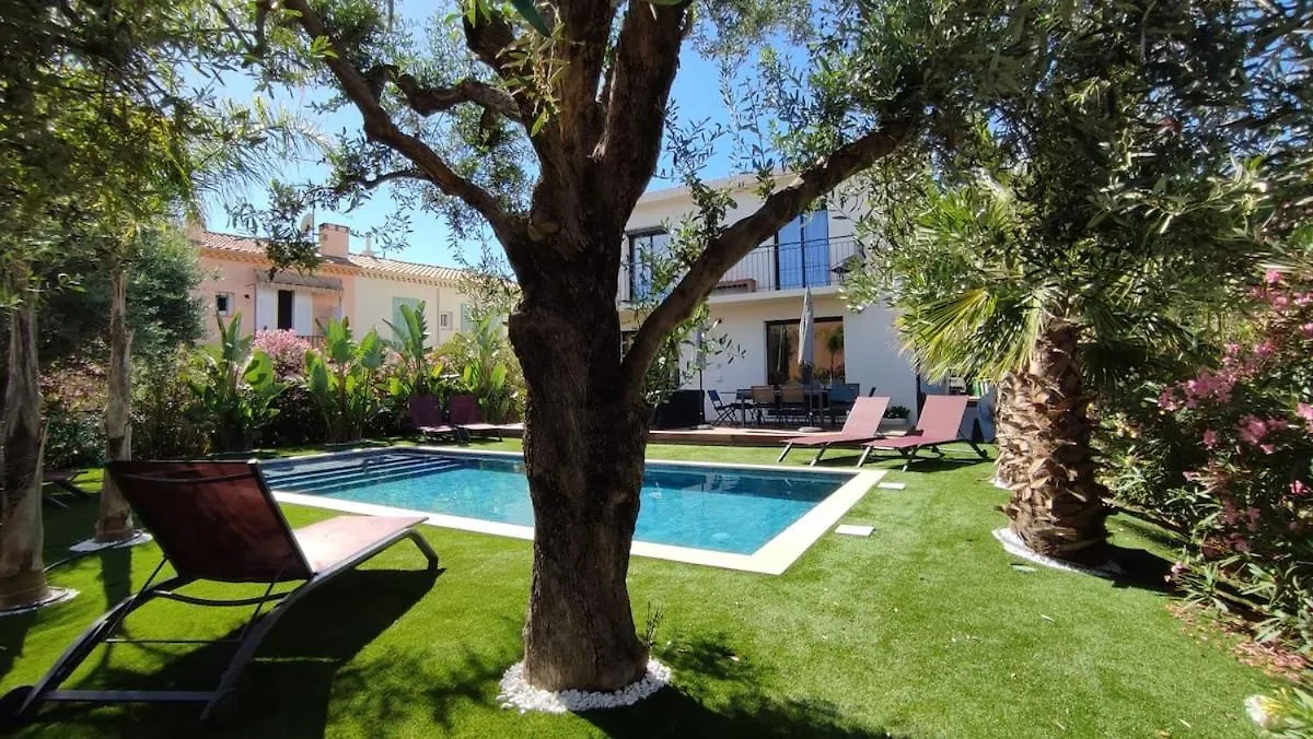 Villa Mona Villeneuve-Loubet 0*,