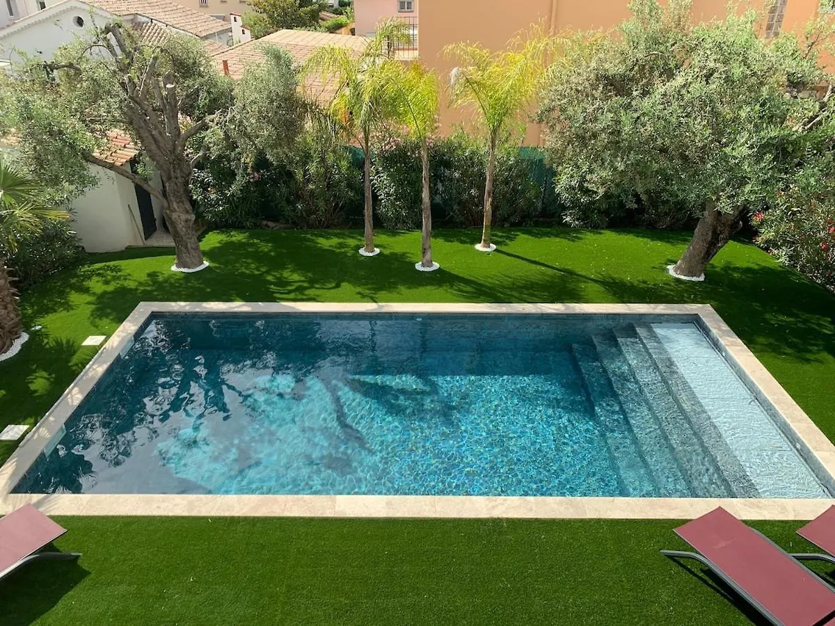 Villa Mona Villeneuve-Loubet France